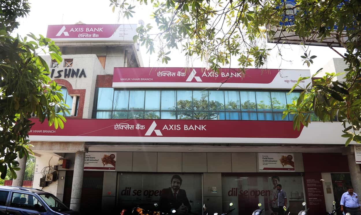 Axis Bank Business Advantage Account: Digital + Traditional Banking