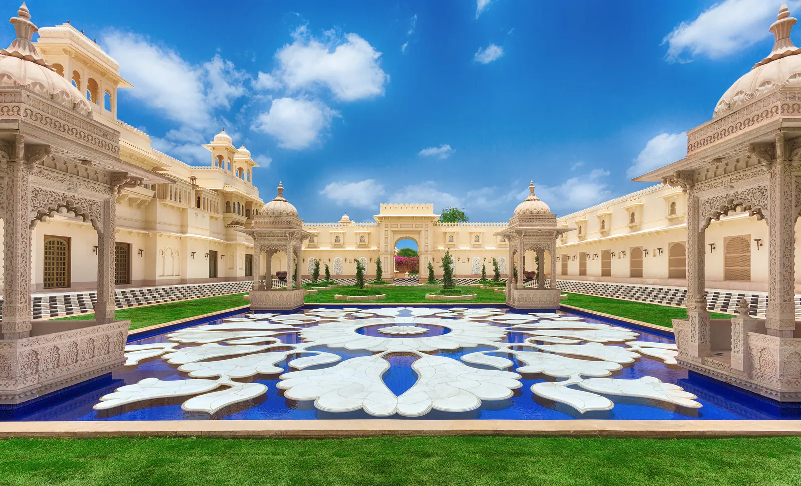10 Best Hotels in India 2025 – Discover Luxurious Stays That Redefine Hospitality