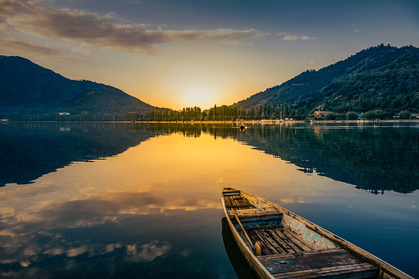 Srinagar, Jammu & Kashmir: Paradise on Earth