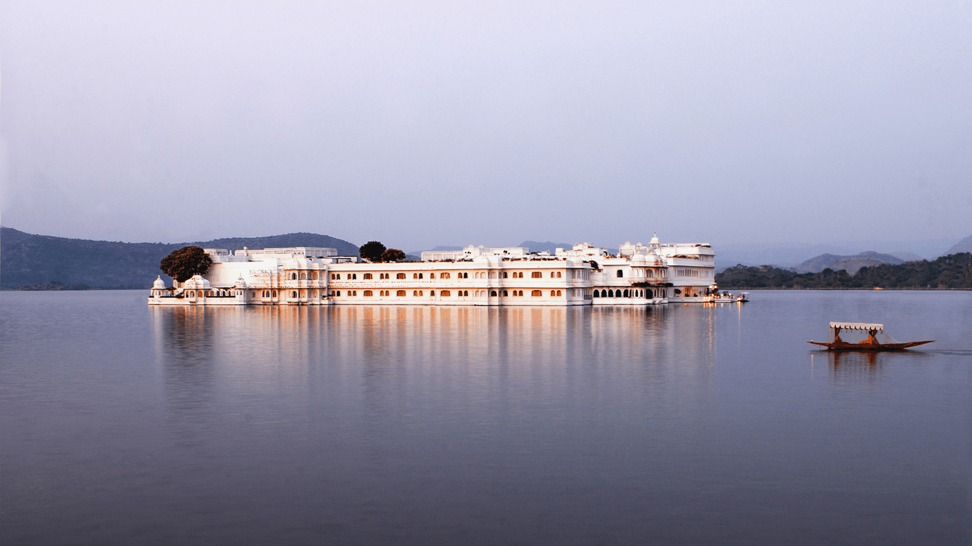 Taj Lake Palace – The Jewel of Udaipur