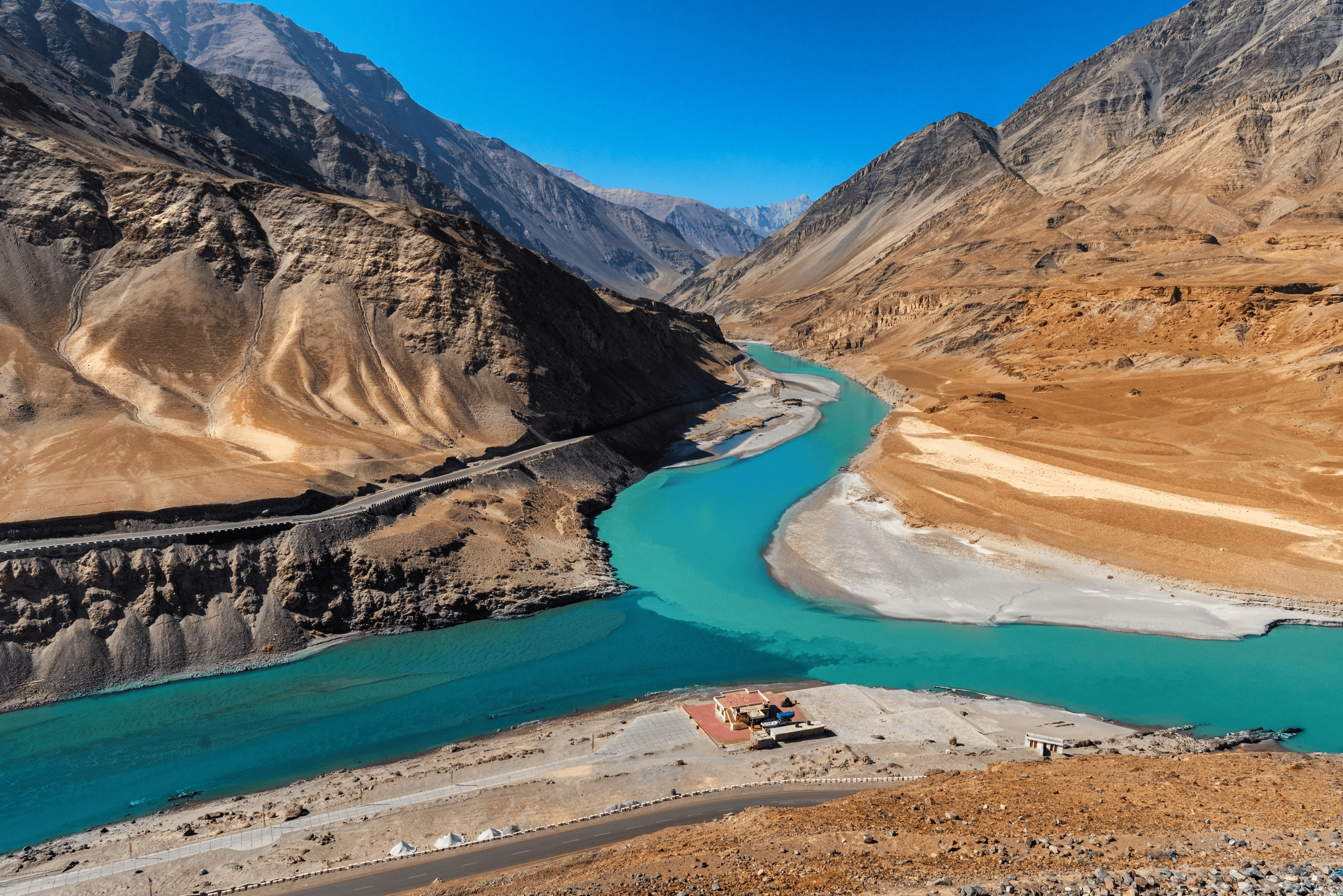 10 Best Places to Visit in India During Summer [year]