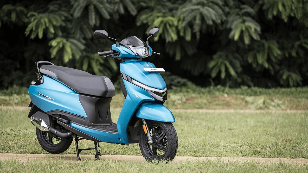  TVS Jupiter – A Smooth and Efficient Scooter for the Modern Rider