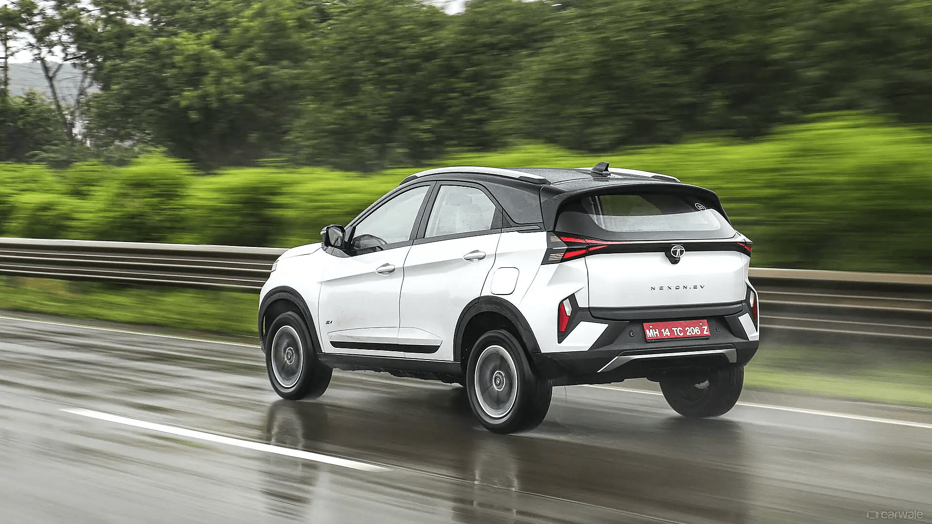 Tata Nexon – The Compact SUV That Redefines Safety and Performance